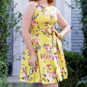 Sophitia Tie Waist Dress in Mustard Floral